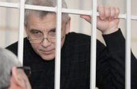 С трудом стоящему на ногах Иващенко снова отказали в свободе 