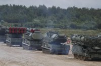 Біля кордонів України спостерігається скупчення російських військ "у кількості, що насторожує", - CIT 