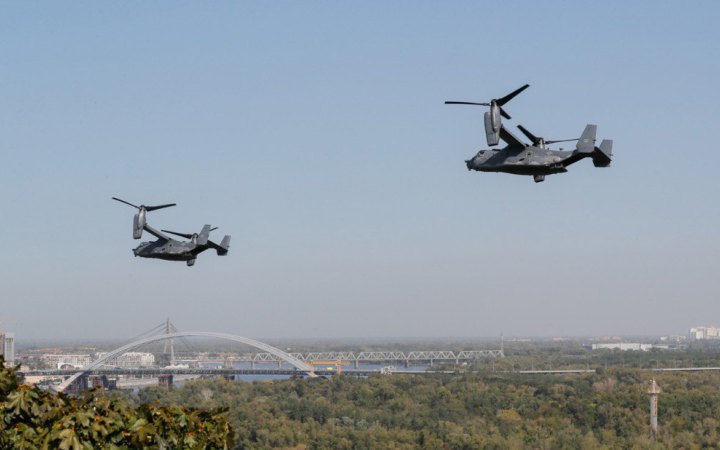 WSJ: США переводять елітні спецпідрозділи та авіацію ближче до Венесуели