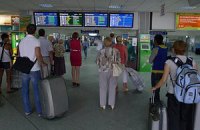 В "Борисполе" ввели проверку для всех посетителей аэропорта