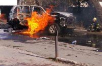 У центрі Маріуполя вибухнув автомобіль, загинув полковник СБУ (оновлено)