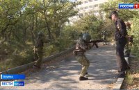 Окупанти навчають кримських дітей військовій справі