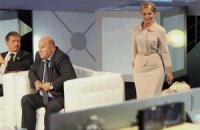 Богословская отогнала Тимошенко от микрофона. Шустер их разнимает