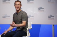 Цукерберг заборонив топ-менеджерам Facebook користуватися iPhone