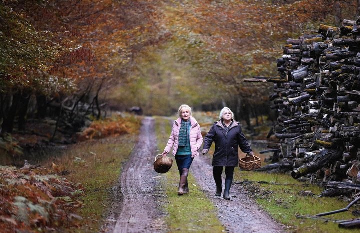 Кадр з фільму 'З приходом осені'