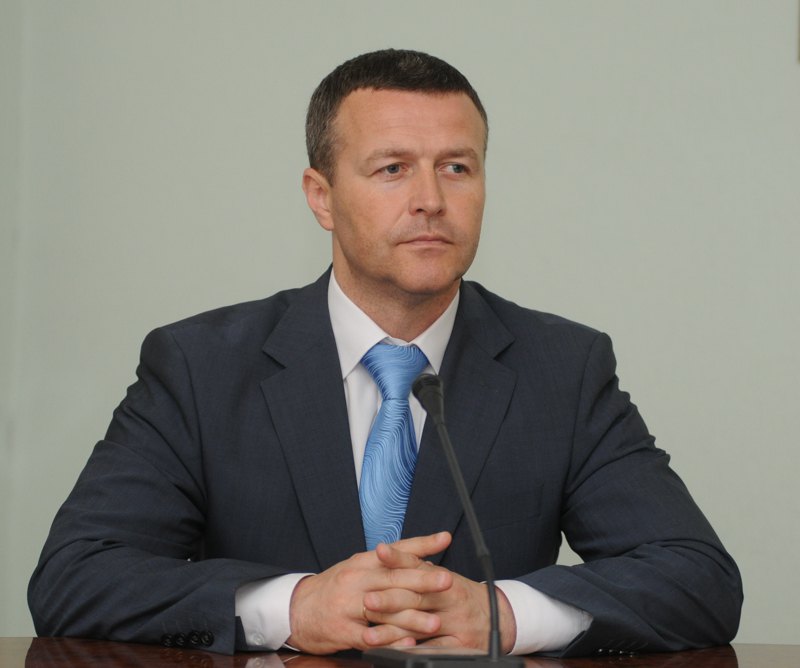 Олександр Густєлєв