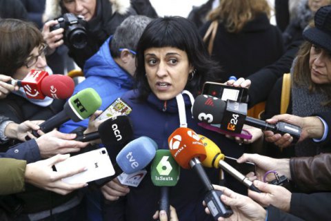 Верховний суд Іспанії ухвалив заарештувати соратницю Пучдемона, яка втекла в Швйцарию