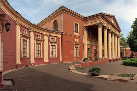 Минкульт не может инициировать предоставление Одесскому художественному музею статуса национального