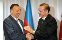 Азербайджан договорился с Турцией о строительстве нового газопровода