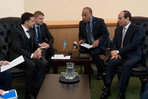 Зеленский поговорил с президентом Египта о розвитии сотудничества, туризме и обмене студентами