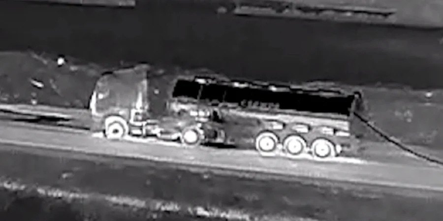 Українські дрони полюють на російську логістику в глибокому тилу, трасою Р-280, що веде з Ростова-на-Дону (РФ) до анексованого Криму через окуповані території України.