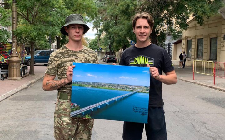 Волонтери продають фото краєвидів Херсонщини для допомоги ЗСУ