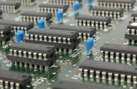 США попередили Китай про намір оновити експортні обмеження щодо чипів на основі штучного інтелекту, – Reuters