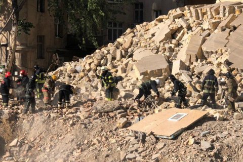 В Одессе обвалилась часть жилой многоэтажки (обновлено)