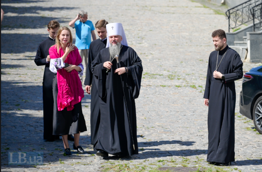 Митрополит Епіфаній і тимчасова очільниця Києво-Печерської Лаври Світлана Котляревська 