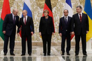 Меркель: Путін натиснув на сепаратистів, щоб вони погодилися на припинення вогню