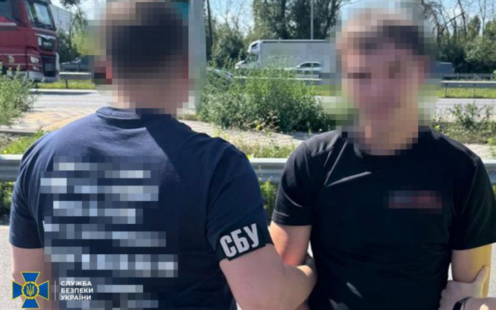 На Волині затримали підозрюваного в підпалі військового авто підлітка