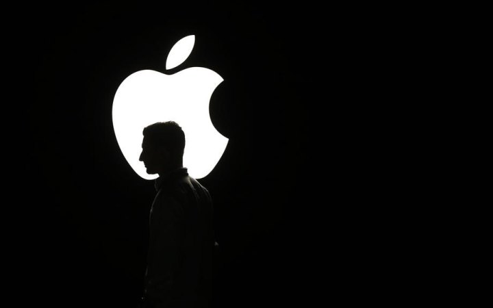 Китай заборонив чиновникам центральних урядових установ використовувати Apple 