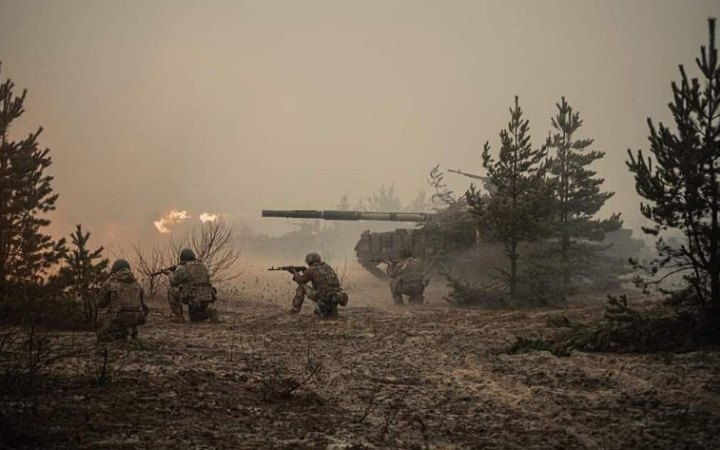 Ворог наступає на чотирьох напрямках на Донеччині і на одному – на Харківщині