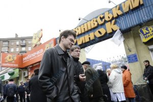 Ринок "Лук'янівка" знову намагаються захопити невідомі