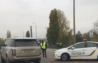 Правоохранители сняли ограничения на въезд машин в Киев