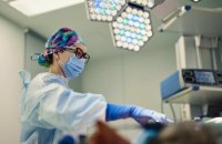 80 % хірургинь відчували дискримінацію в професії лише через стать, – дослідження