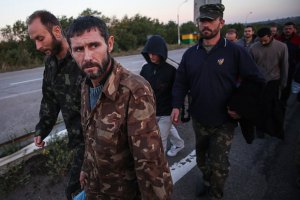 Боевики ДНР "начали погрузку" украинских военнопленных