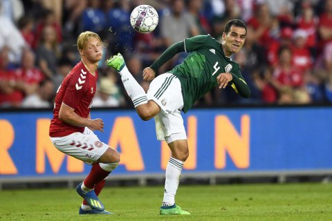 На капитана сборной Мексики на ЧМ-2018 ФИФА наложила массу ограничений