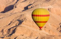 У єгипетському Луксорі впала повітряна куля з 20 туристами