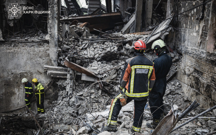 Головне за ніч та ранок четверга, 12 червня: атака на Харків, 220 боєзіткнень, мільйонні втрати окупантів