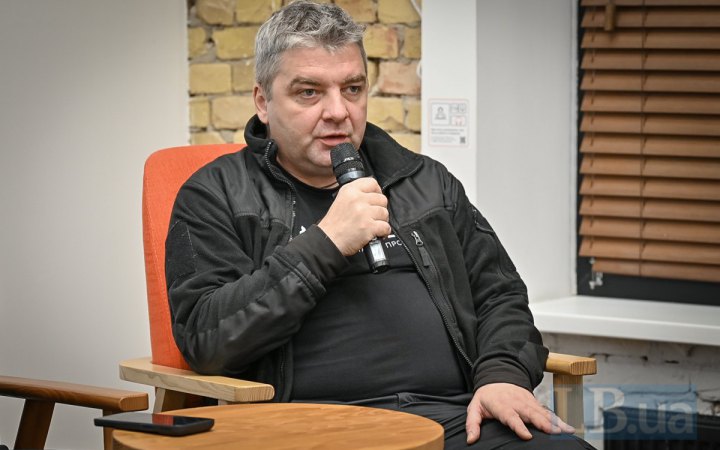 Максим Буткевич: «Для цивільних, які повертаються з полону, підтримки немає. І вони ще мають довести факт свого поневолення» 