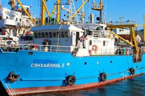 КНДР відпустила затримане російське судно з 17 моряками