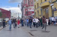 У російському Замоскворіччі мусульмани провели ходу, протестуючи проти рейдів поліції у мечетях