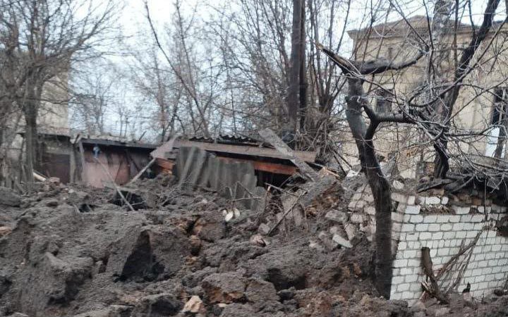 Троє жителів Красногорівки поранені через російські обстріли
