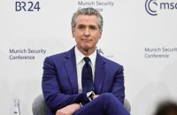 Bloomberg: губернатор Каліфорнії Ньюсом під час Мюнхенської конференції заявив про "тимчасовість Трампа"  