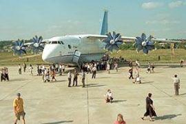 Ющенко на авиасалоне в Дубае похвастал украинским АН-70