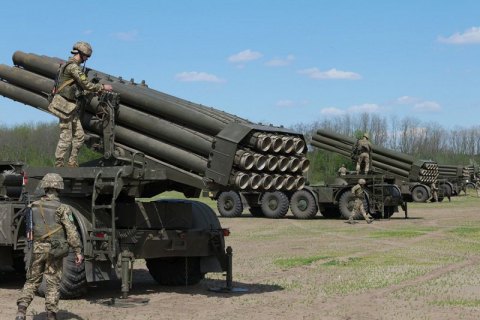 Российская военная техника встала лагерем в 200 км к северу от Киева, – СИТ