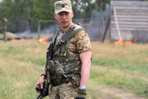 На Донбассе идет позиционная война, - командующий ООС