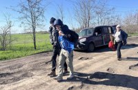 Російські дрони атакували цивільних під час евакуації 