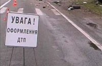 В Днепропетровске на дороге разлилось 1,5 т соляной кислоты