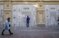 В Італії Armani та Dior звинуватили у надмірній експлуатації робітників, - Reuters