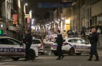 Поліція провела в Парижі близько 300 обшуків після терактів