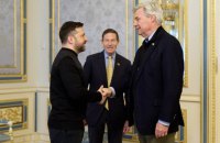 Зеленський обговорив із сенаторами США Блюменталем і Вайтгаузом посилення тиску на РФ 