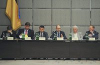 Участники круглого стола национального единства призвали Россию прекратить вмешательство в дела Украины