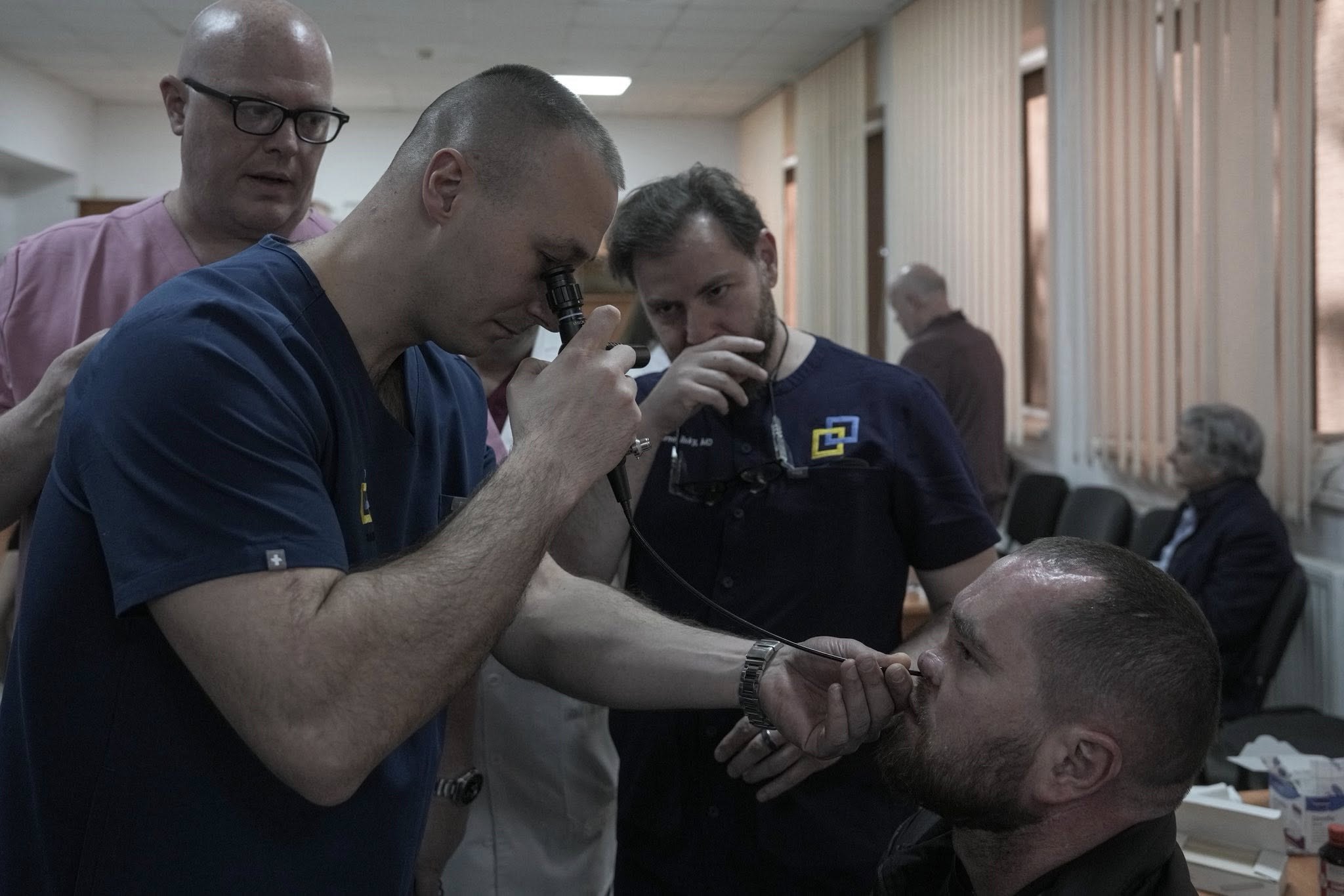 Під час місії американських пластичних хірургів обличчя Face to Face.