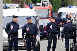 У Парижі знайдено обезголовлені тіла