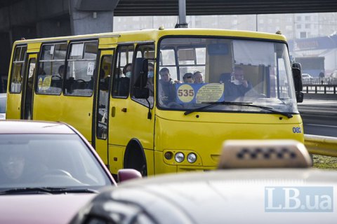 Введення єдиного е-квитка у київських маршрутках відклали до 1 липня