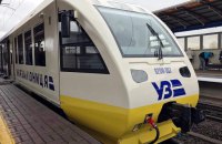 На сході та півдні України продовжують відновлювати приміське залізничне сполучення, - УЗ