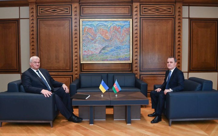 Сибіга у Азербайджані домовлявся про торговельно-економічну, інвестиційну та енергетичну співпрацю