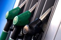 Парламент не хочет продлевать сниженные акцизы на топливо